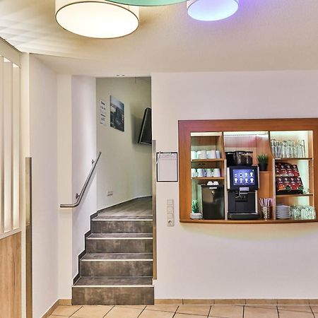 City-Hotel-فولغاست المظهر الخارجي الصورة