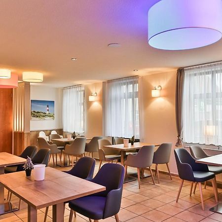 City-Hotel-فولغاست المظهر الخارجي الصورة