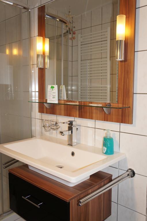 City-Hotel-فولغاست المظهر الخارجي الصورة