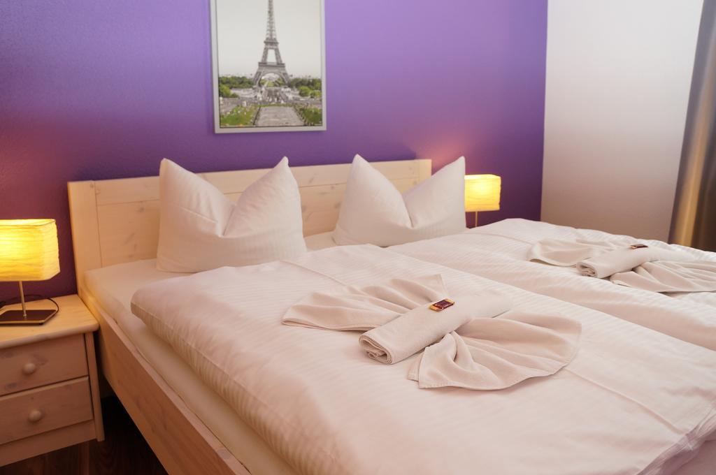 City-Hotel-فولغاست الغرفة الصورة